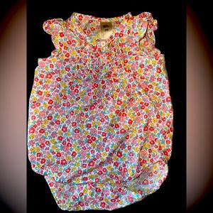 Baby girl Oshkosh b’gosh floral onesie
